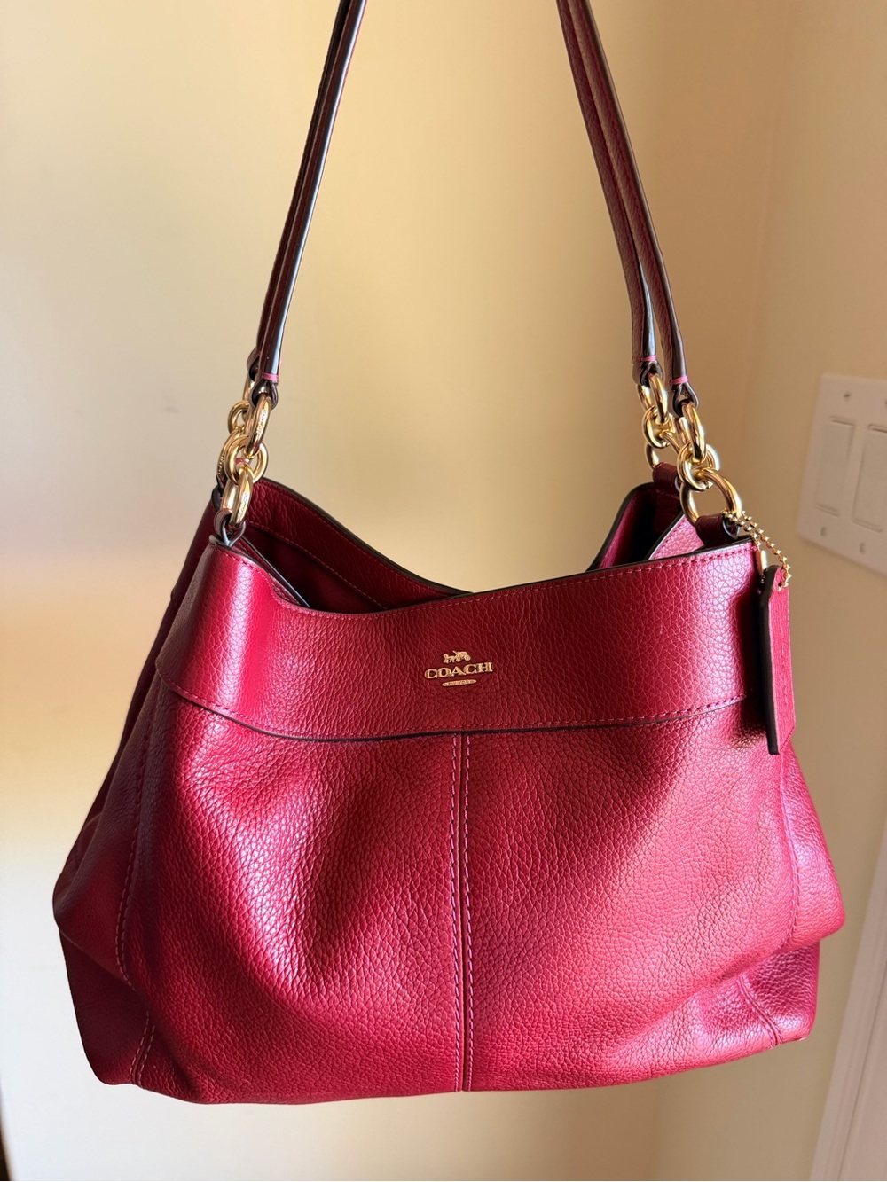 Coach Lexy Pebbled Leather Shoulder Bag in Wine Red with Gold Hardware - Picture 2 of 13